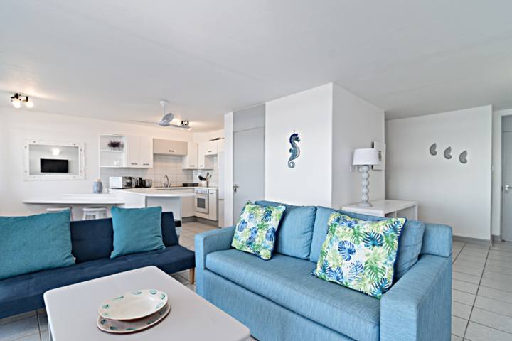 Chakas Cove 22 Lounge